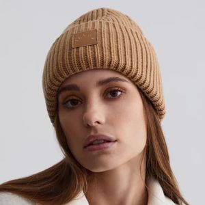 NWT Varley Cresta Rib Beanie